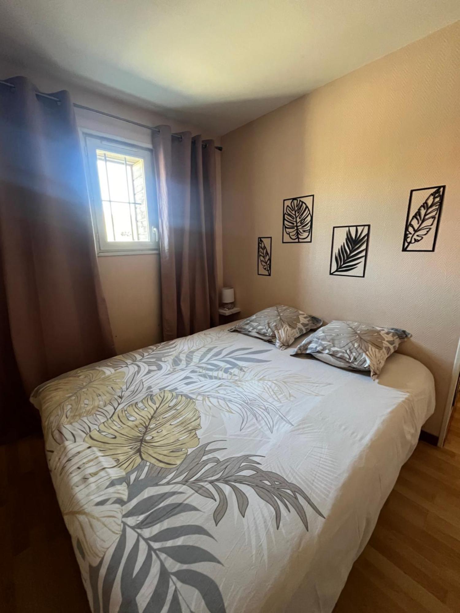 Appartement T2 Cosy Saint-Eloy-les-Mines ภายนอก รูปภาพ